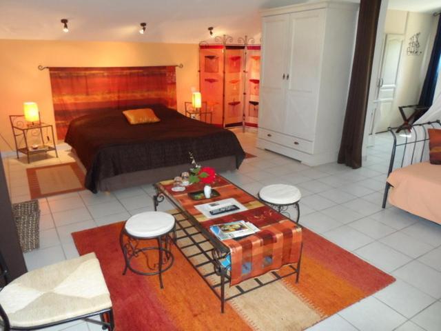 Chambres D'Hotes La Colombiere Colombiers  Zimmer foto